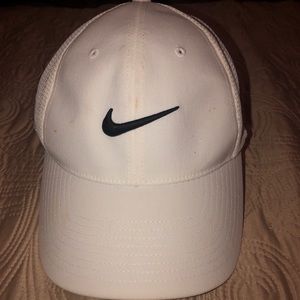 Nike RZN Vapor White Comfort Fit Hat